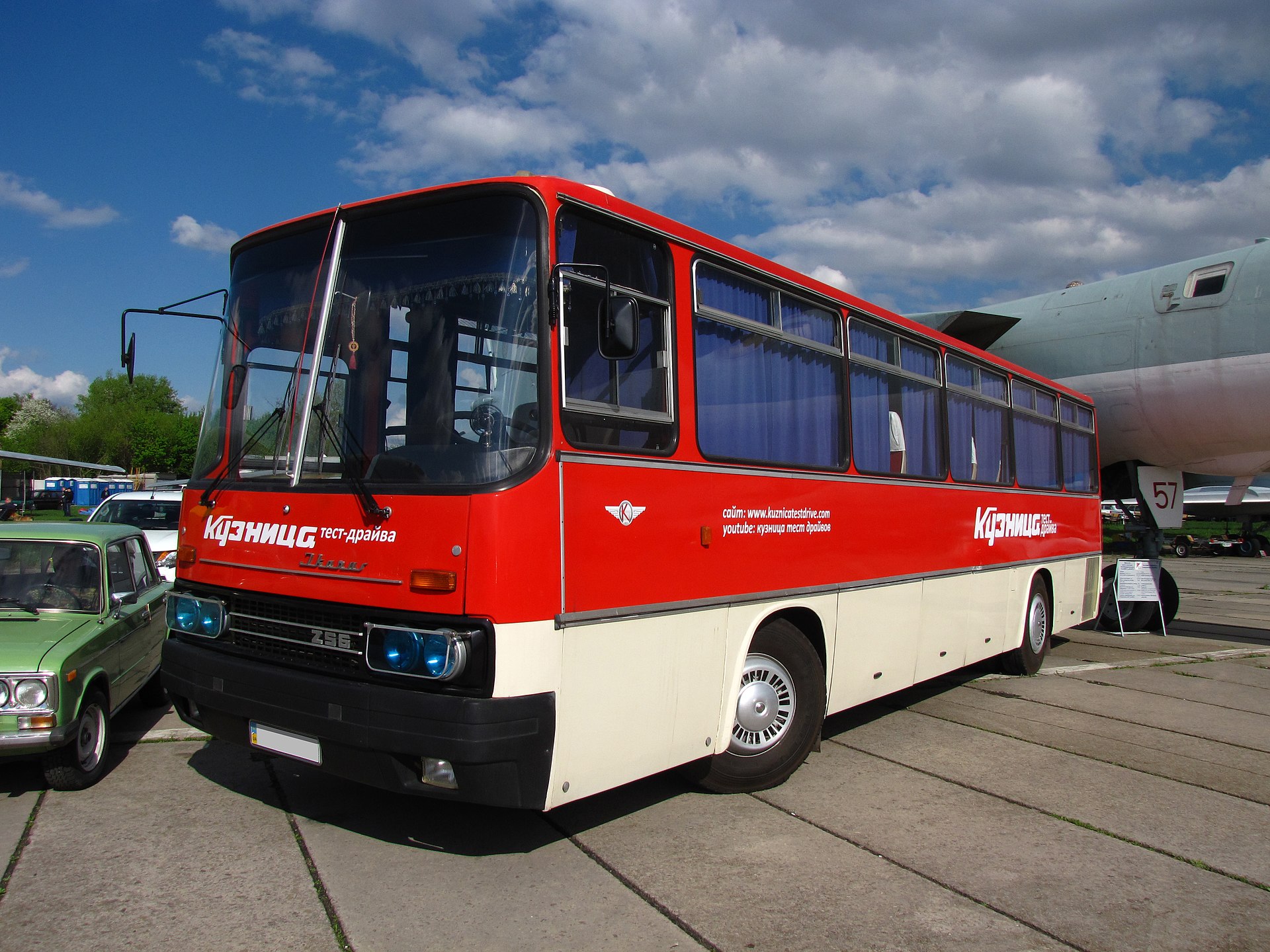 Автобус ИКАРУС-180