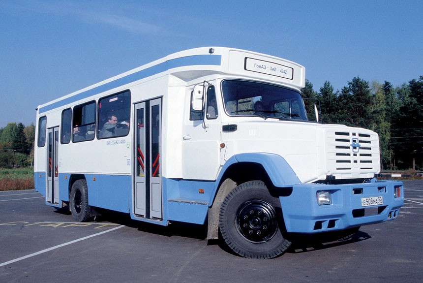 Автобус ГОЛАЗ-4242